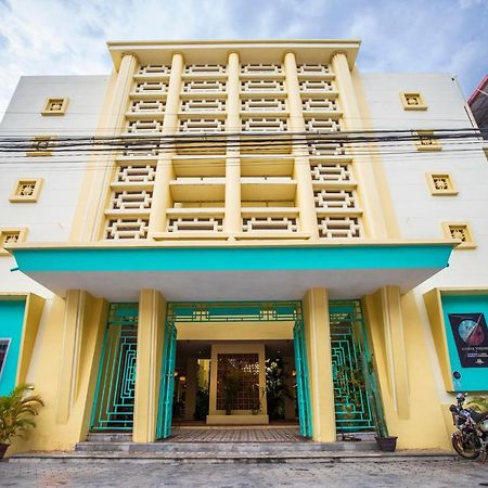 Hotel Old Cinema Kampot Bagian luar foto