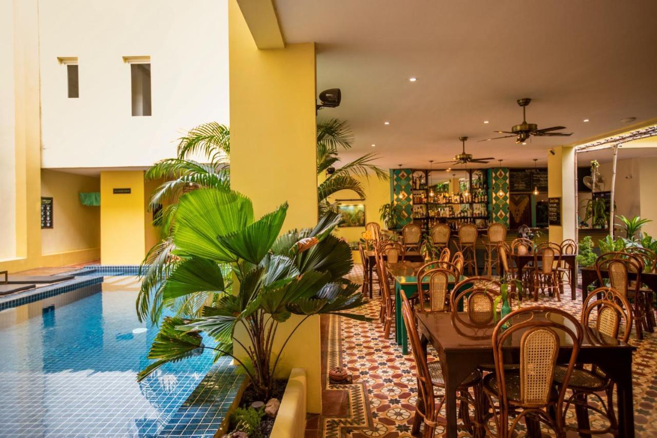 Hotel Old Cinema Kampot Bagian luar foto